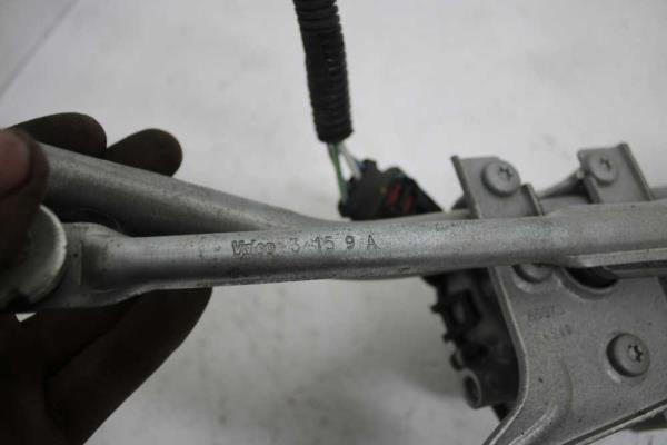 MOTEUR D ESSUIE GLACE DS3 CROSSBACK - Vue 4